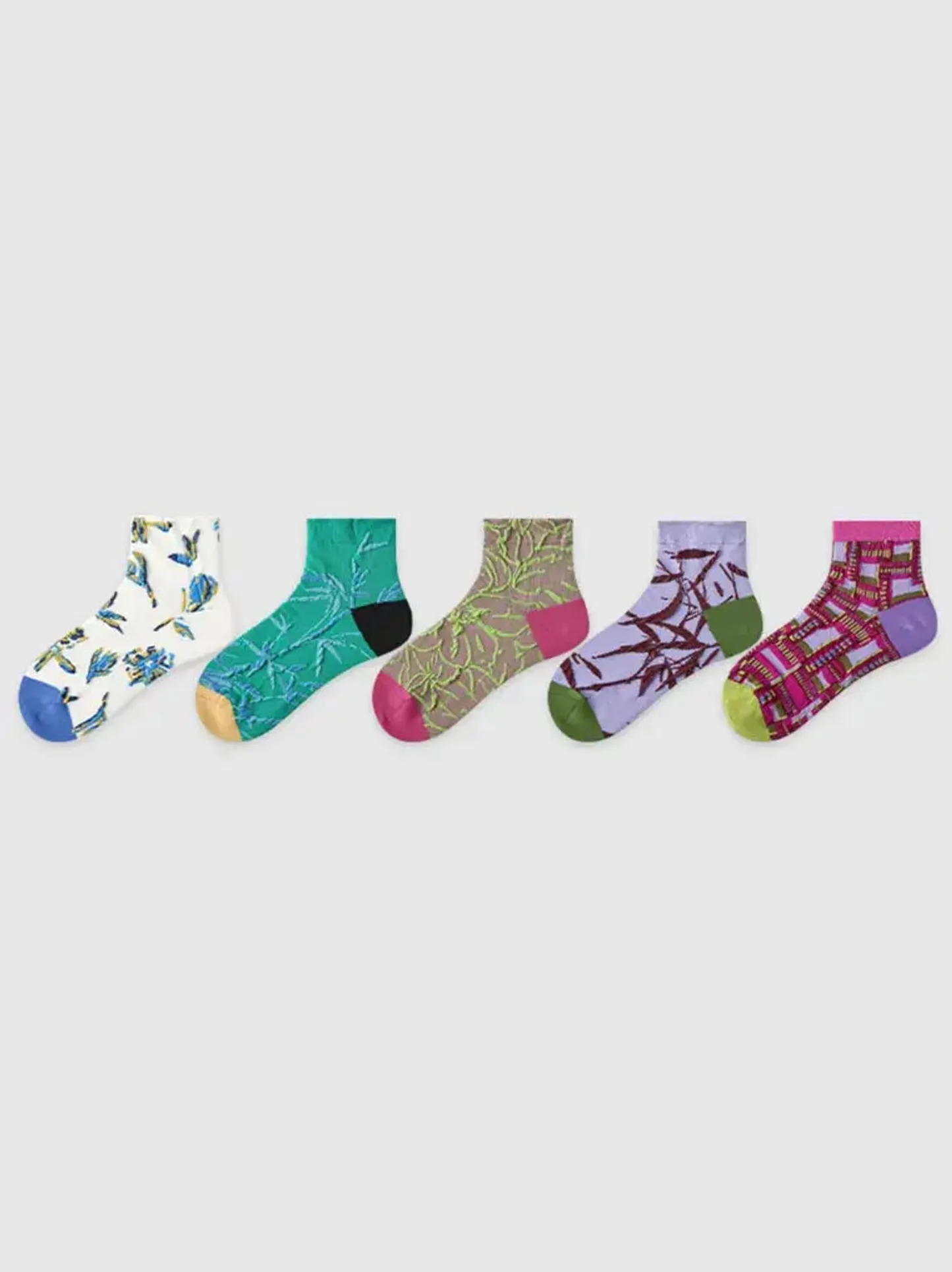 5PCS Colored Dotted Athletic Ankle Socks