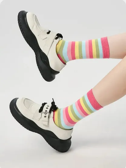 3 PCS Rainbow Mid-tube Socks